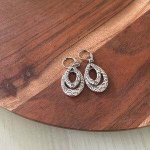 Vintage Premier Design Floral Etched Silver Toned Tear Drop Dangle Earrings